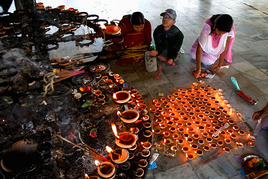  Worship at the Sivadol temple at Siva sagar   Assam